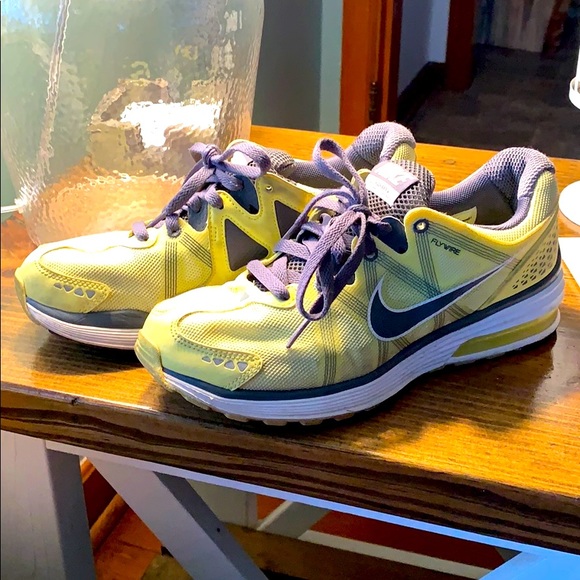 Nike shoes